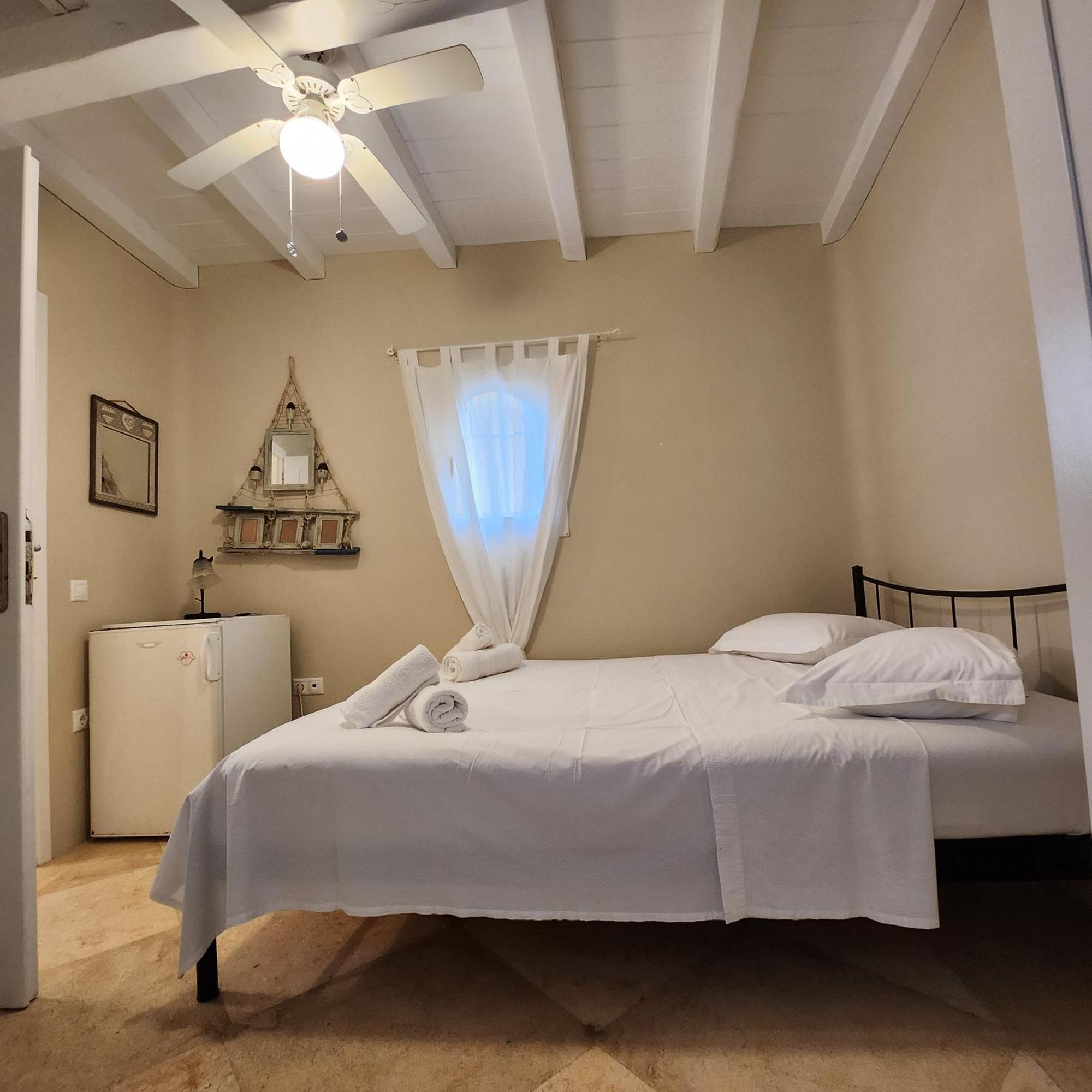 Mykonian Iros Suites & Villas Mykonos Town Exterior foto